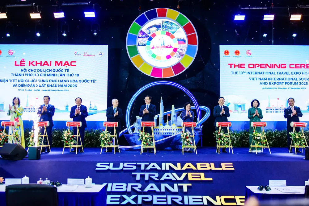 Khai mạc Chuỗi sự kiện tầm cỡ quốc tế tại Thành phố Hồ Chí Minh: Hội chợ Du lịch Quốc tế ITE HCMC lần thứ 19 năm 2025, Diễn đàn Xuất khẩu năm 2025 và Sự kiện Kết nối Chuỗi cung ứng Hàng hóa Quốc tế chủ đề "Kết nối xanh - Phát triển bền vững"
